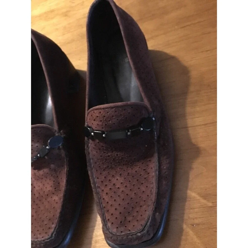 Stuart Weitzman Women's Shoes Brown Suede Perforated Shoes Size 7